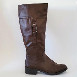 Brown winter boots Size 9.5